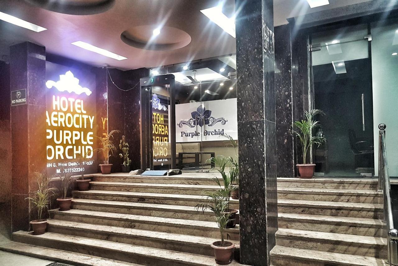 Hotel Aerocity Purple Orchid New Delhi Bagian luar foto